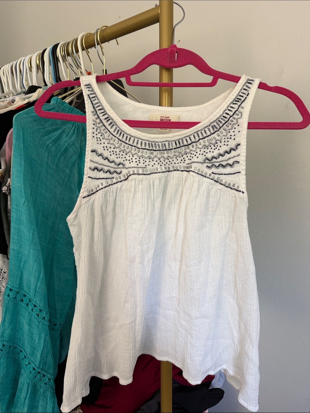Mossimo Supply Co. White Sleeveless Embroidered Tank